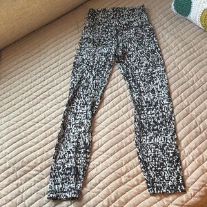 lululemon athletica Black & White Printed Leggings